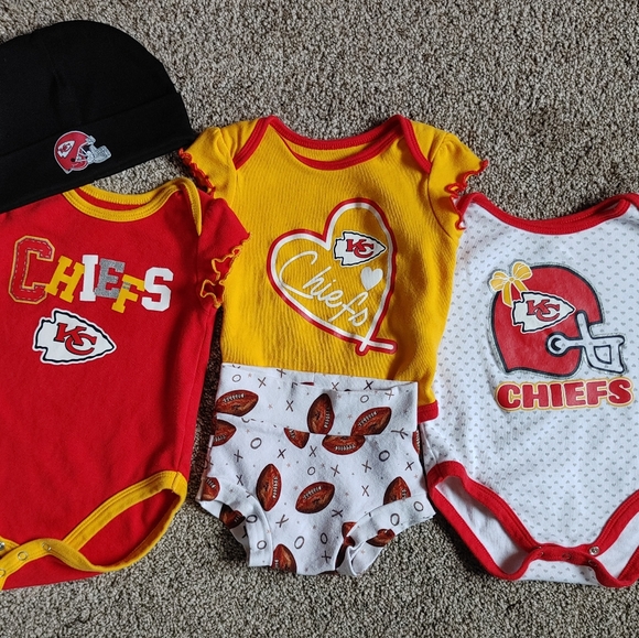 Chiefs lot 3-6month baby girl - Picture 1 of 1